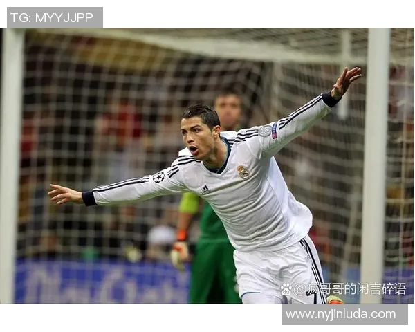 足球明星高清个人图片展示球场风采与魅力尽显